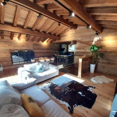 Chalet Lily By Brennus *